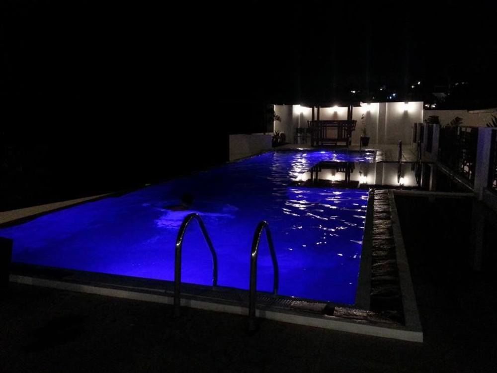 Vista Real Hotel Tagaytay City Екстер'єр фото